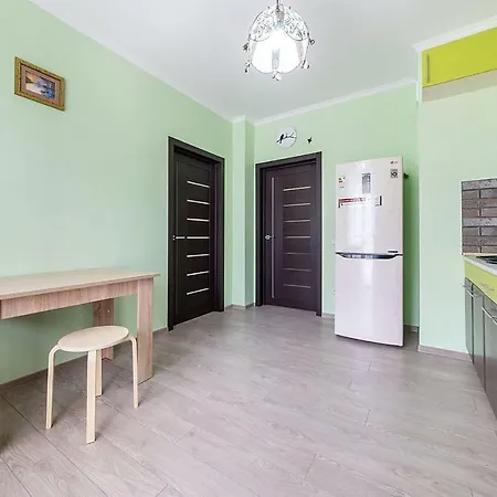 2 Flat Apartment *